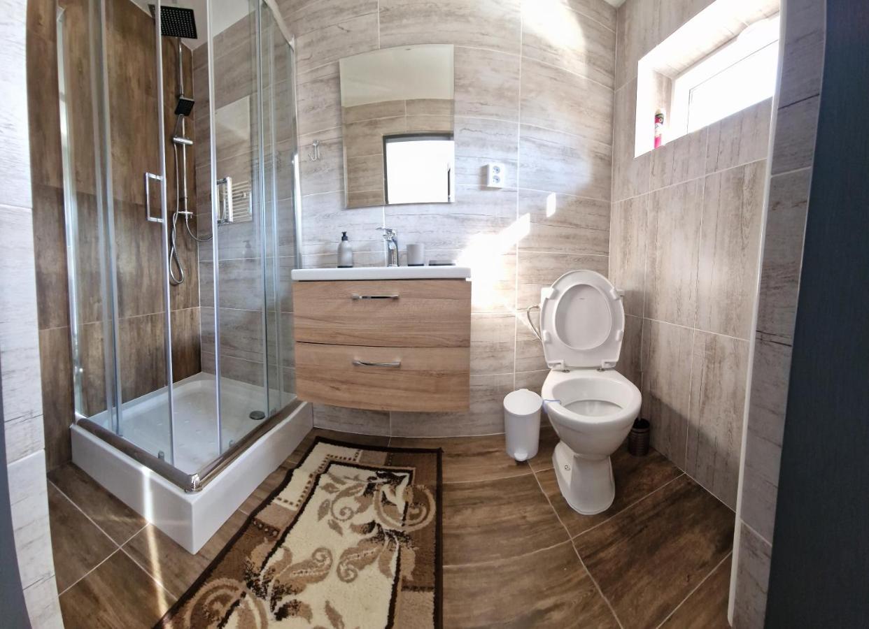 Privat Alenka Apartment Važec Екстериор снимка